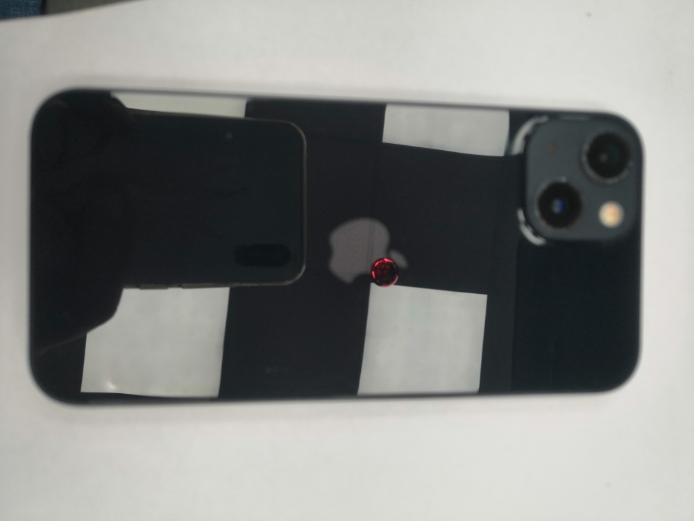 Смартфон iPhone 13 128 Gb