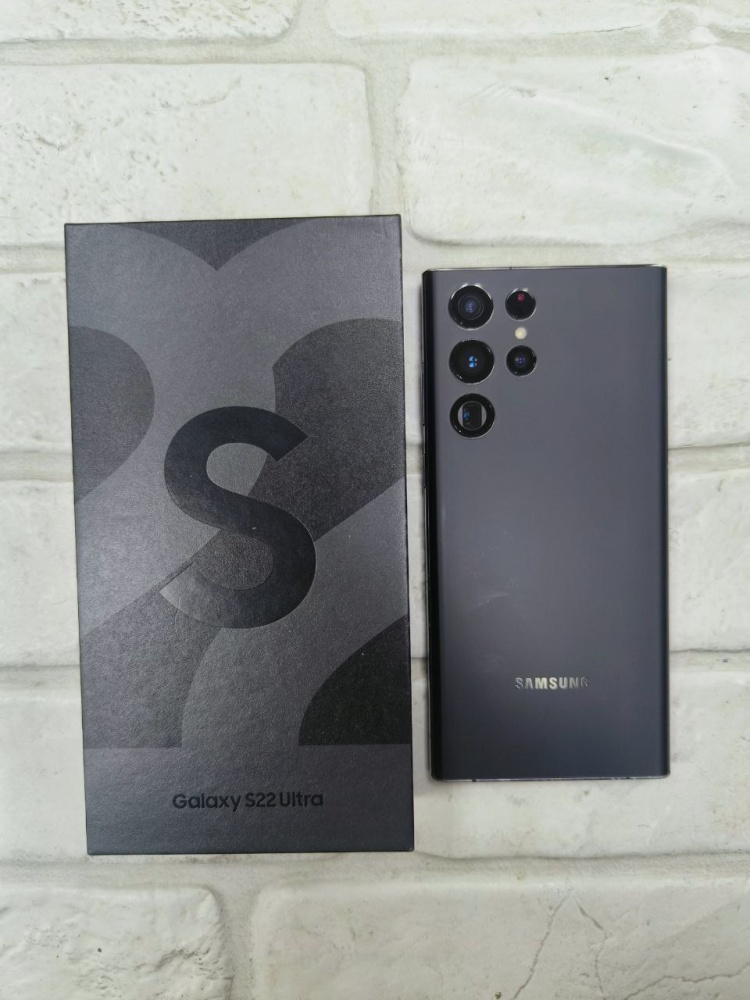 Смартфон Samsung S22 Ultra 12/256