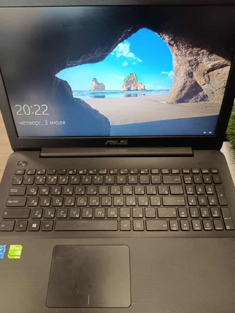 Ноутбук ASUS X555S