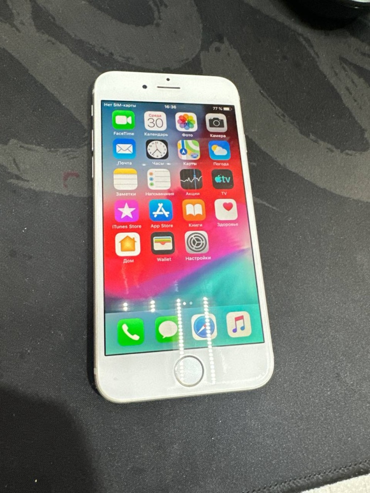 Смартфон iPhone 6 /16