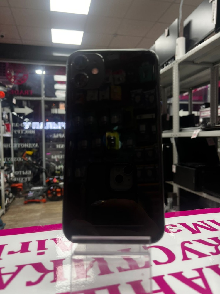 Смартфон iPhone 11 64Gb 74%