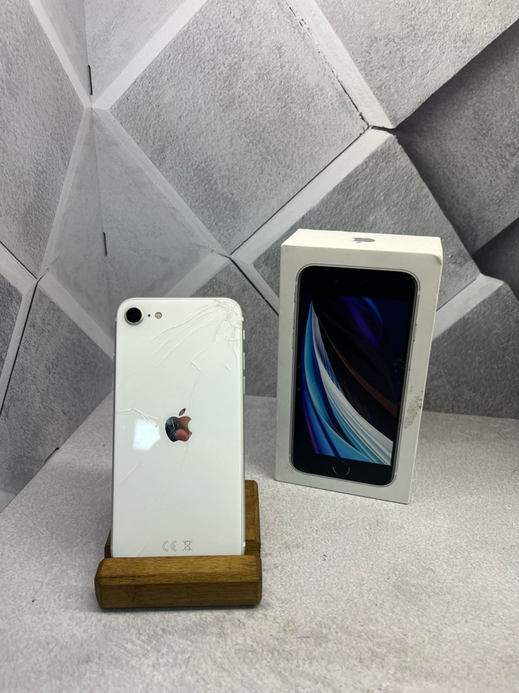 Смартфон iPhone SE 2020 128 Gb