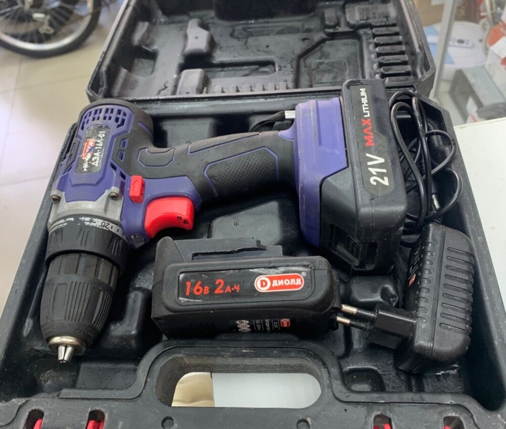 Шуруповерт диолд