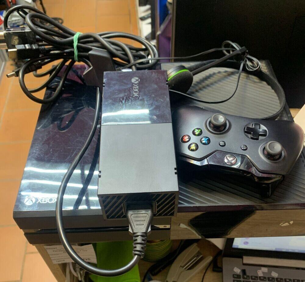 Игровая приставка XBOX ONE