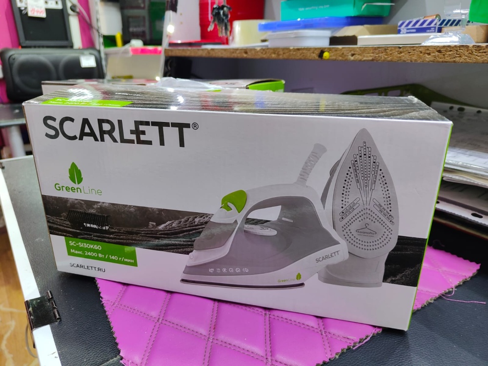 Утюг Scarlett SC-SI30K60