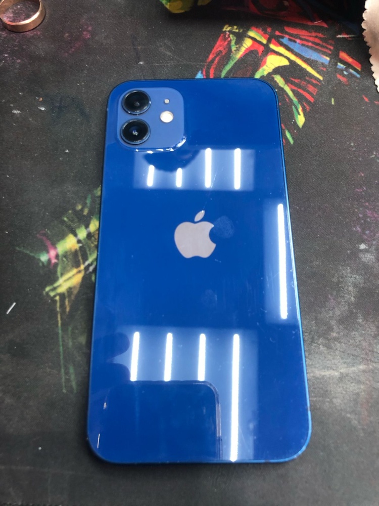 Смартфон iPhone 12 128 Gb