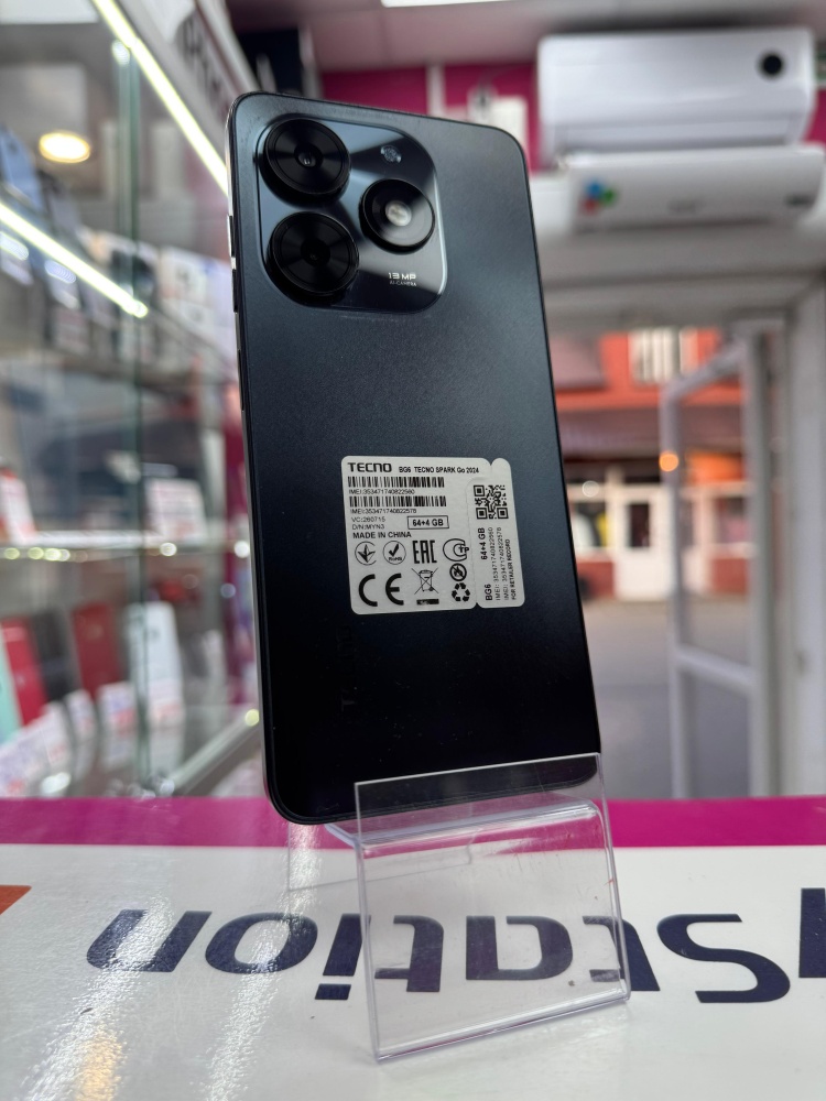 Мобильный телефон Tecno Spark Go 2024 4/64gb