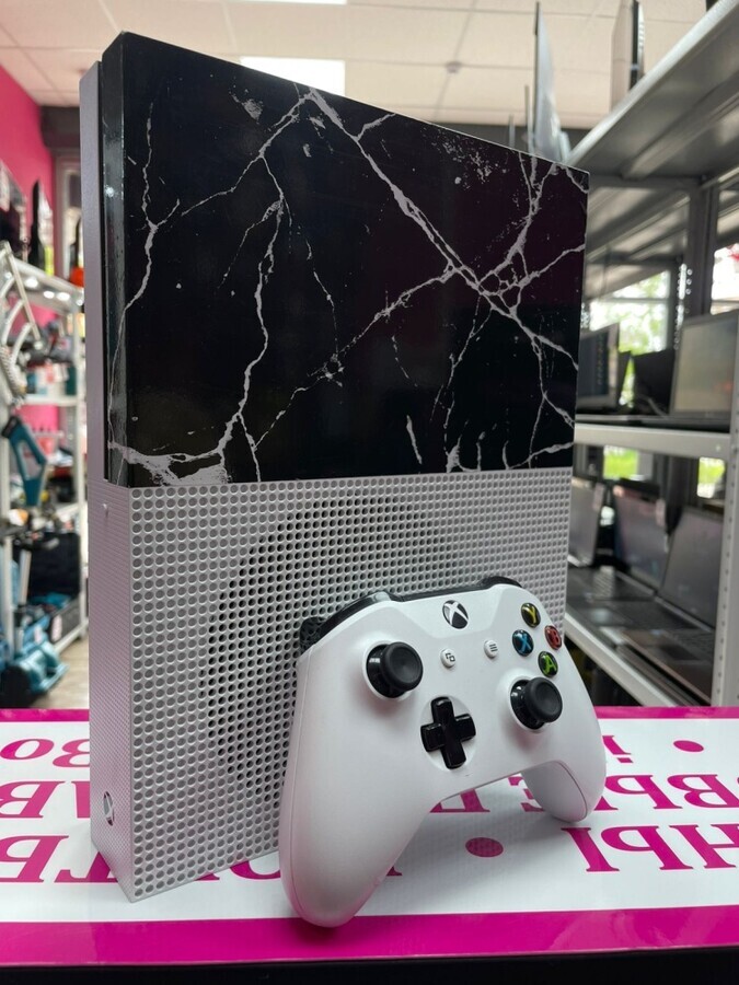 Игровая приставка XBOX ONE S 1TB