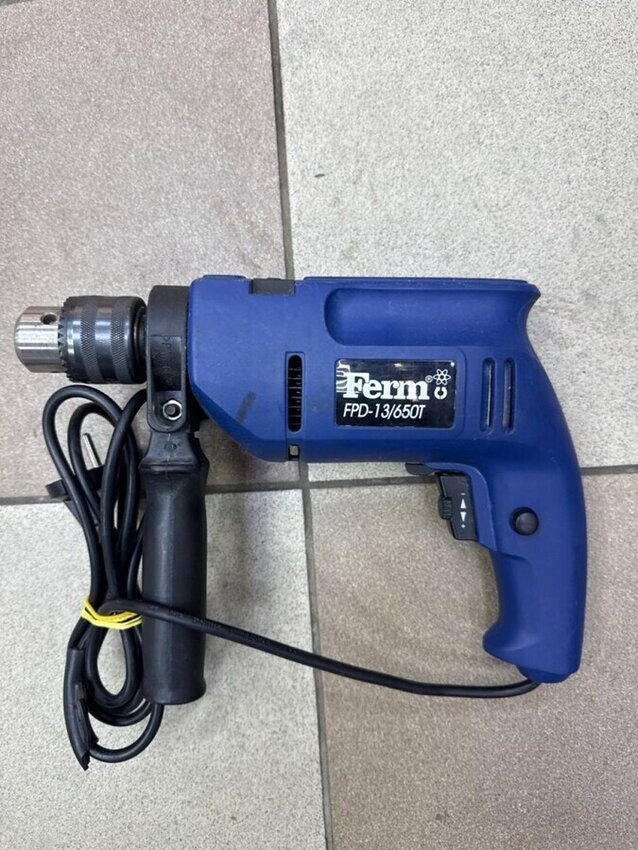 Дрель ferm 650