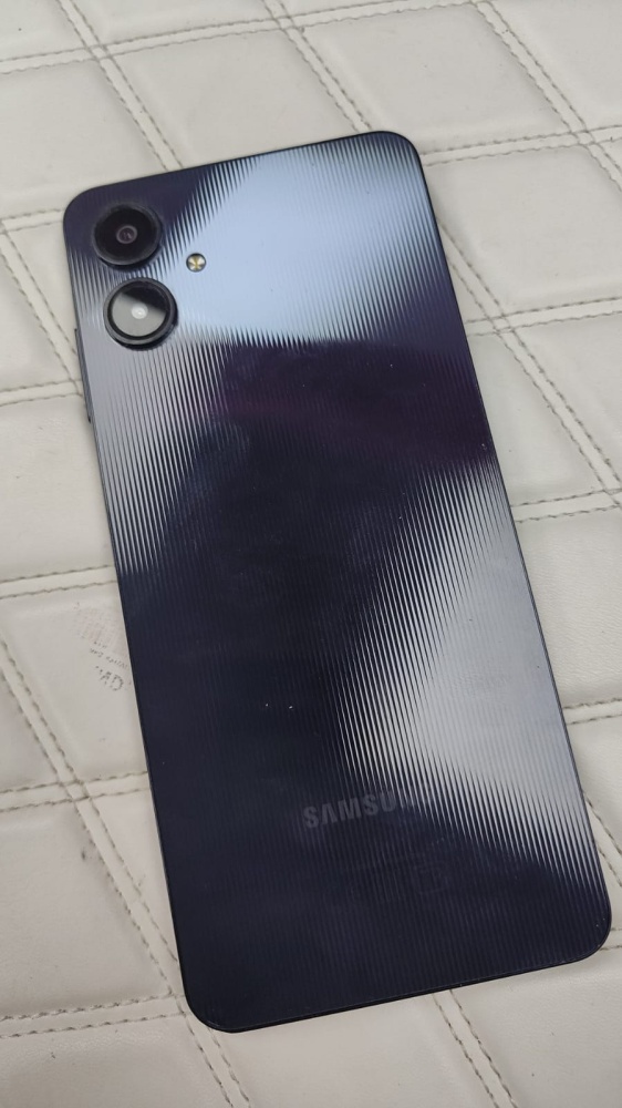 Смартфон Samsung A06 64гб