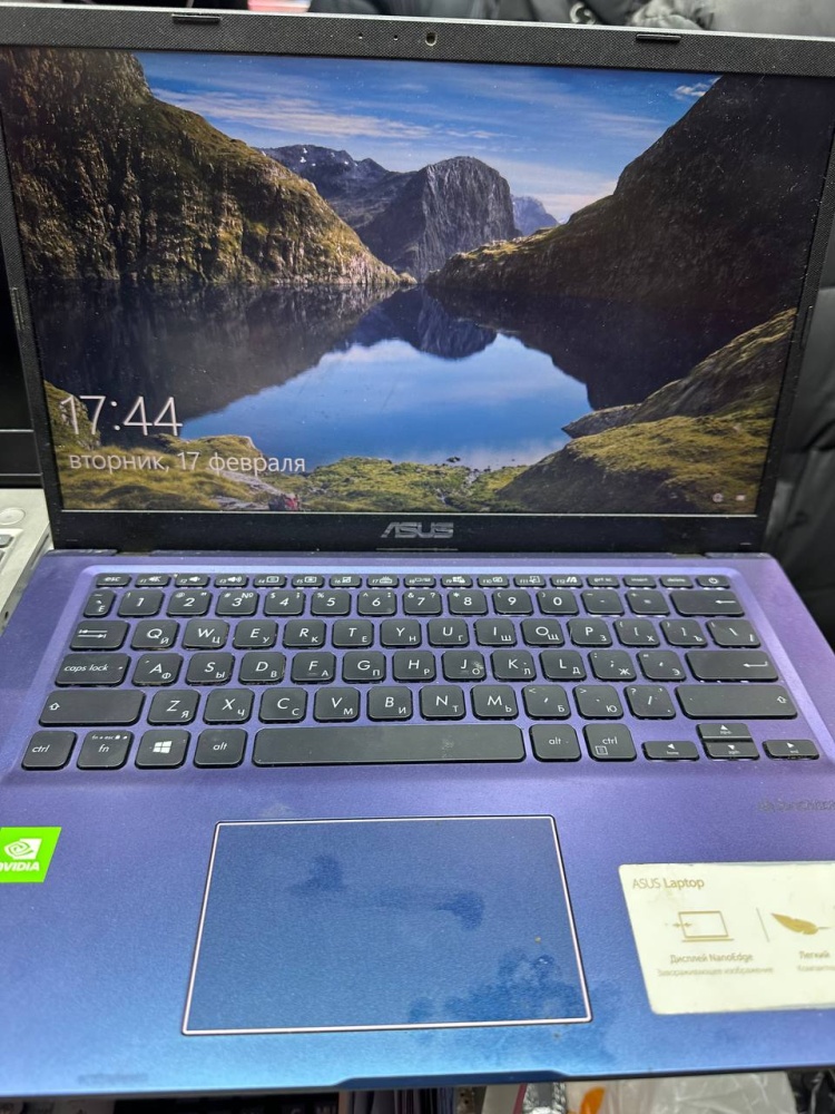 Нетбук Asus X415J SSD 256 ОЗУ 4