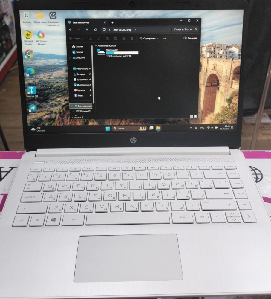 Ноутбук HP White