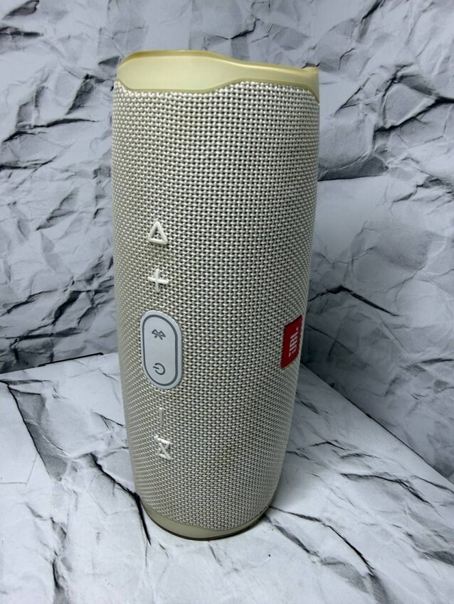 Акустика JBL Charge 4
