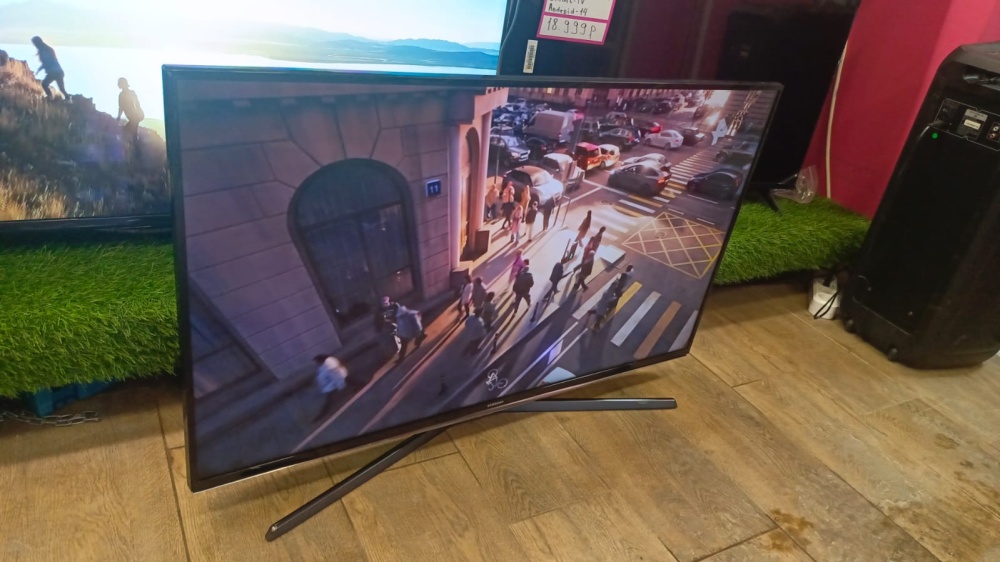 Телевизор Samsung 40 дюймов