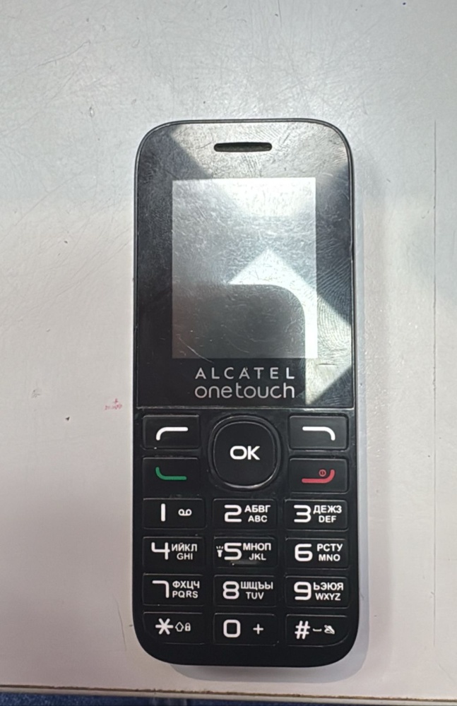 Мобильный телефон Alcatel