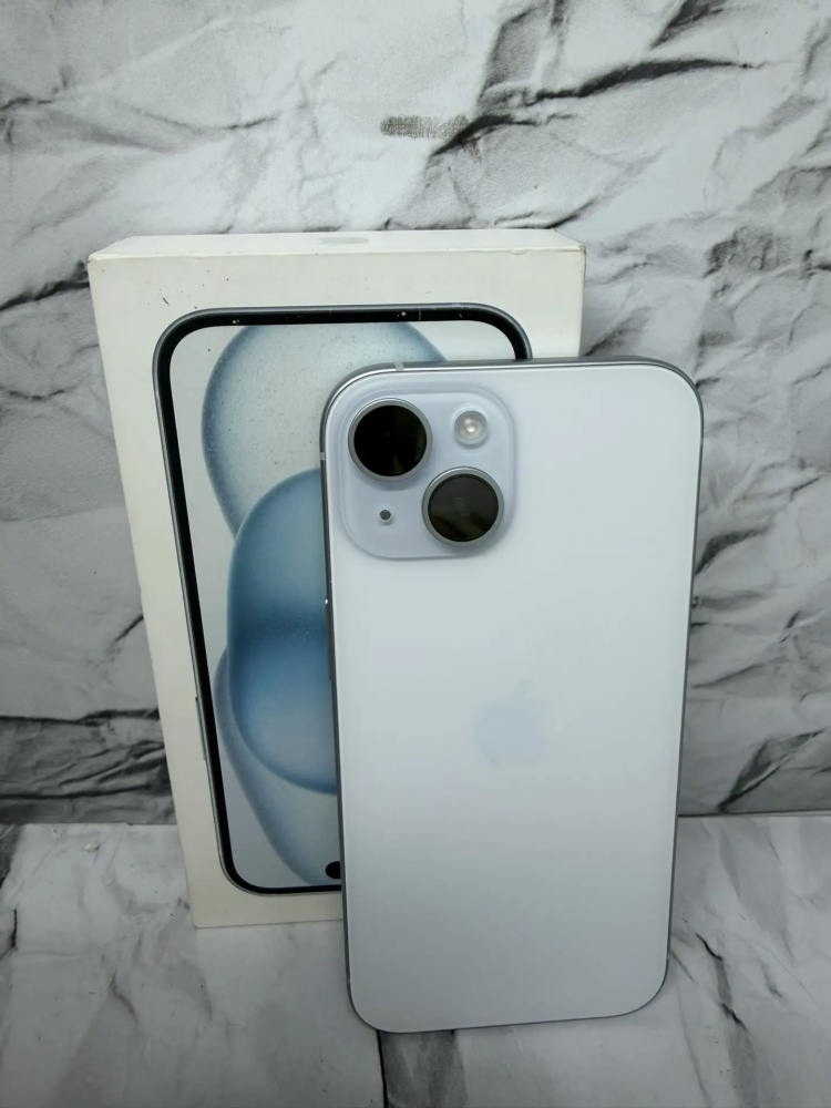 Смартфон iPhone 15 128GB