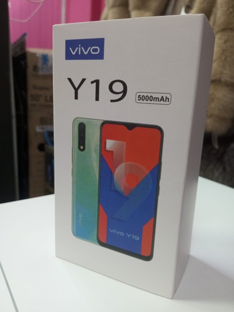 Смартфон Vivo Y19 8\256