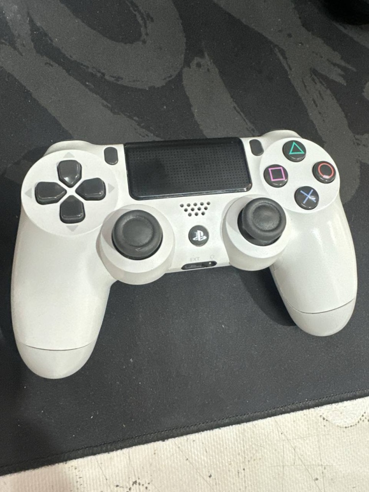 Геймпад SONY-PS4