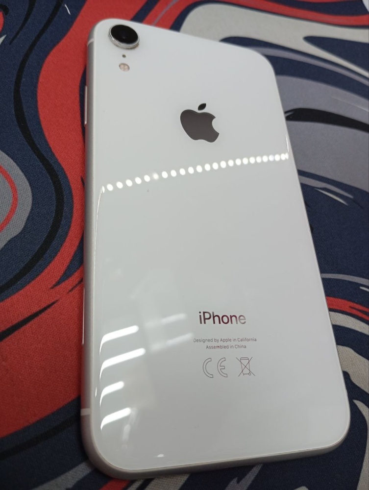 Смартфон iPhone XR 64 Gb
