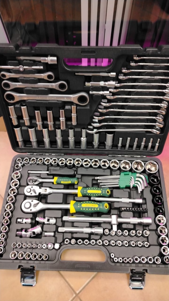 Набор инструментов Mega Force 82 шт