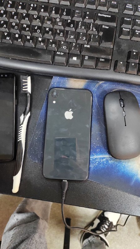 Смартфон iPhone XR 64 Gb