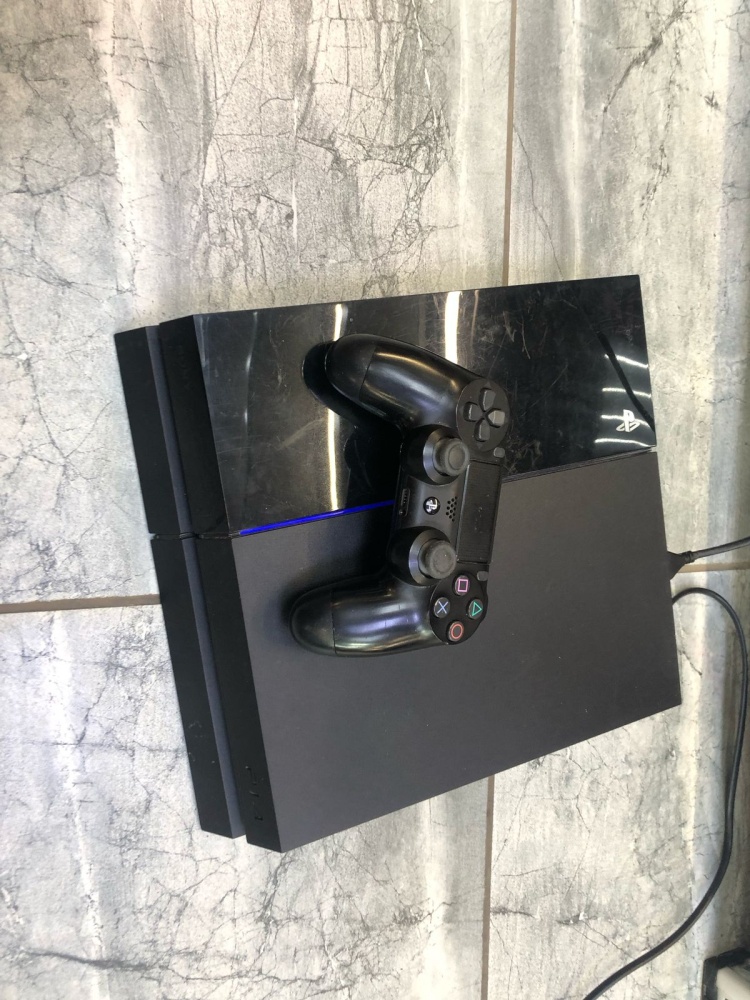 Игровая приставка Sony PlayStation 4 fat