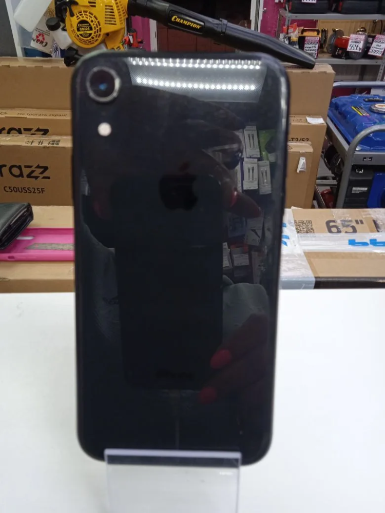 Смартфон iPhone XR 64 Gb акб 76%