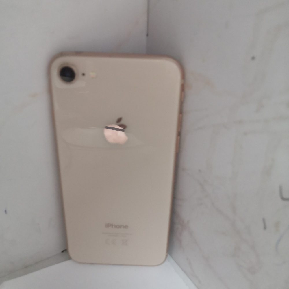 Смартфон iPhone 8 64 Gb