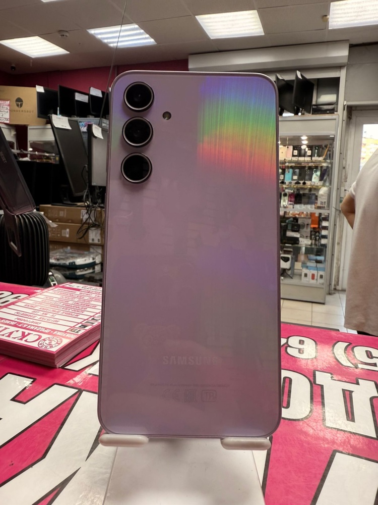 Смартфон Samsung A35 (8\128)