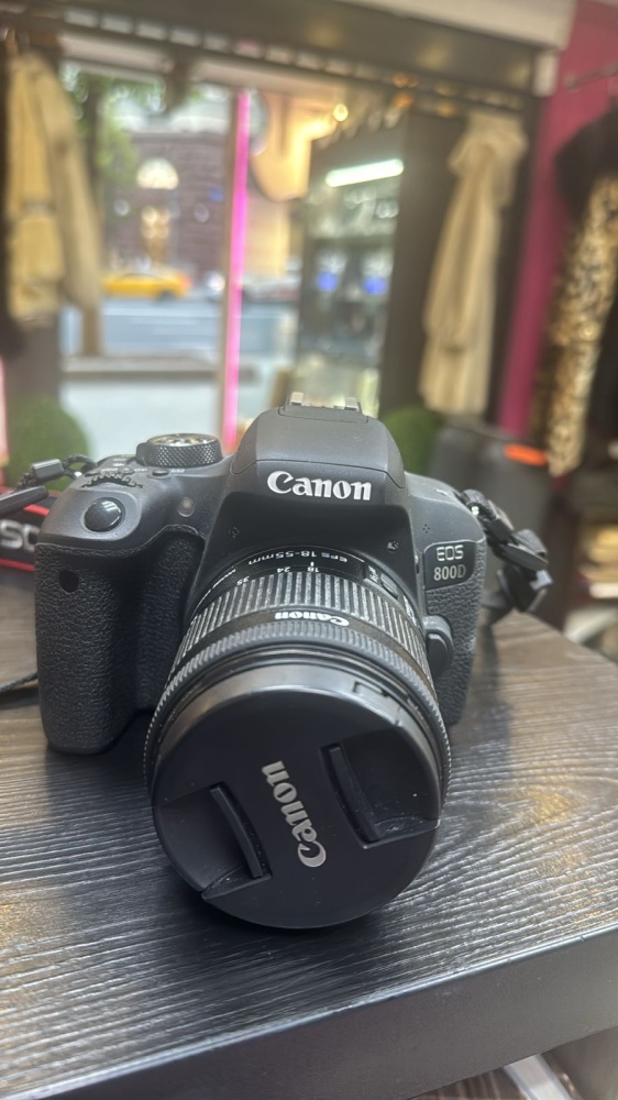 Фотоаппарат Canon EOS 800D KIT EF 15-55MM