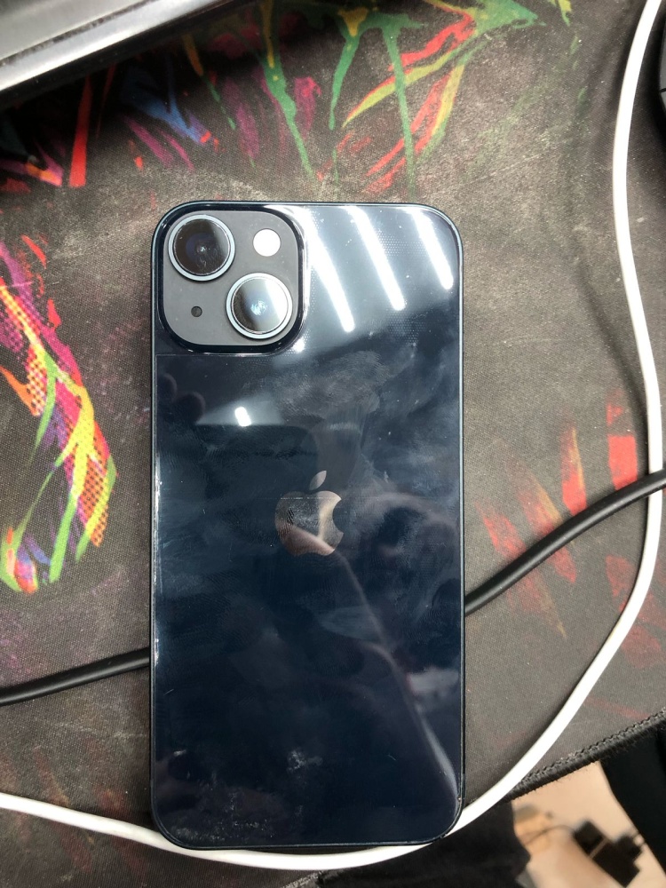 Смартфон iPhone 14 128