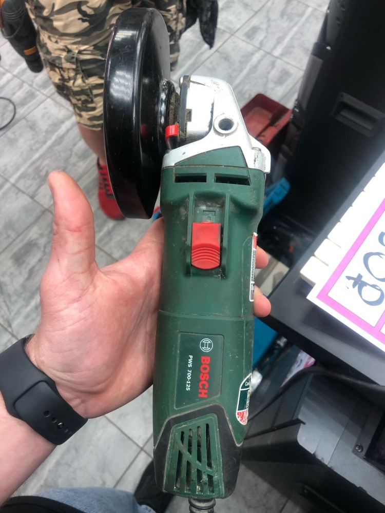 Болгарка bosch