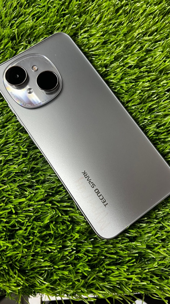 Мобильный телефон Tecno  spark go 1 3/64