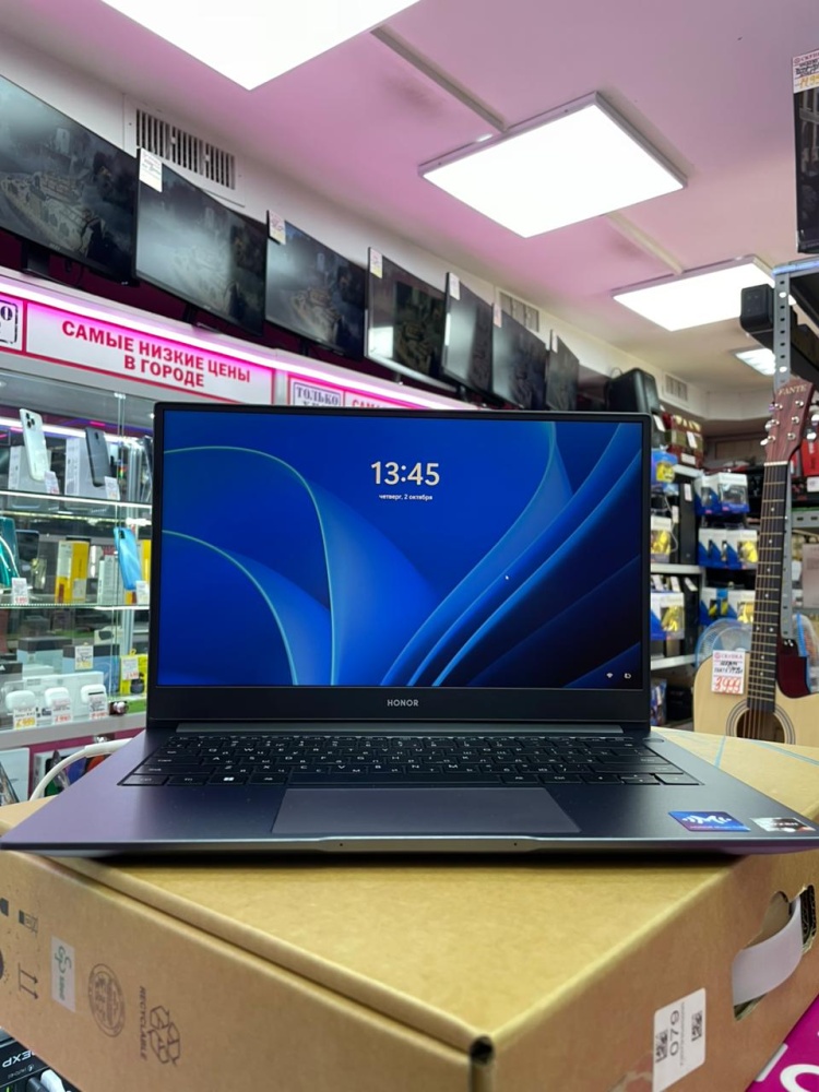 Ноутбук Honor Ryzen 5 5500U/ram16/512ssd