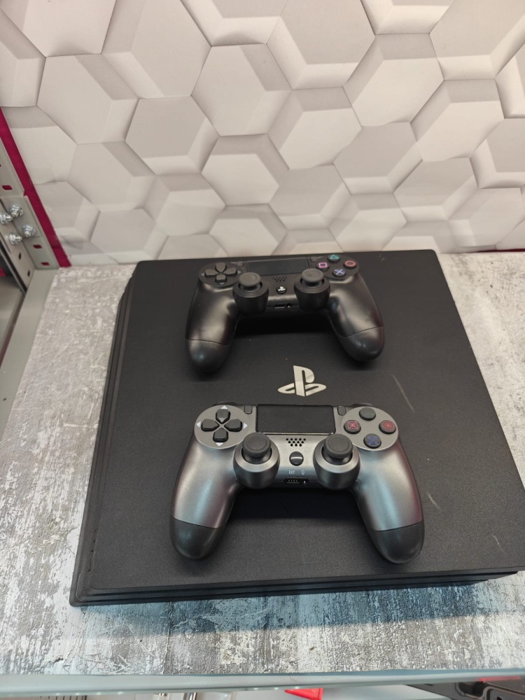 Игровая приставка Sony PlayStation 4 PRO 1TB