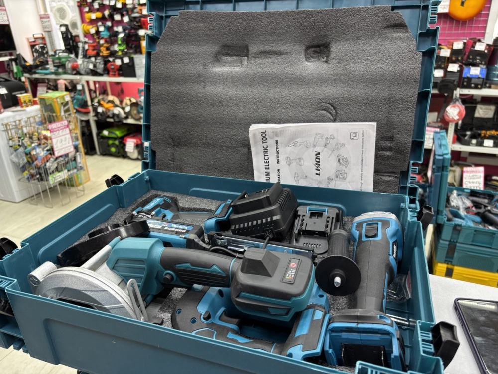 Набор инструментов MAKITA  4в1 реплика