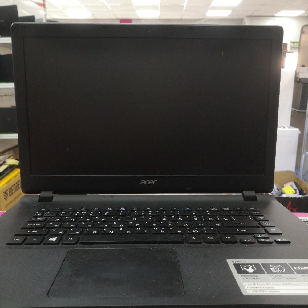 Ноутбук Acer es1-511-c9q3