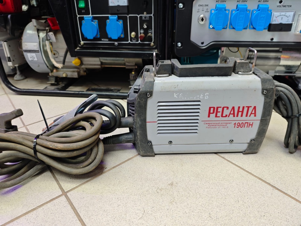 Сварочный аппарат Ресанта Саи 190ПН