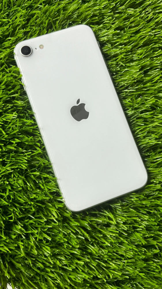 Смартфон iPhone SE 64gb