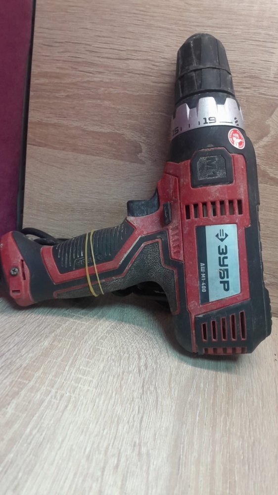 Шуруповерт ЗУБР