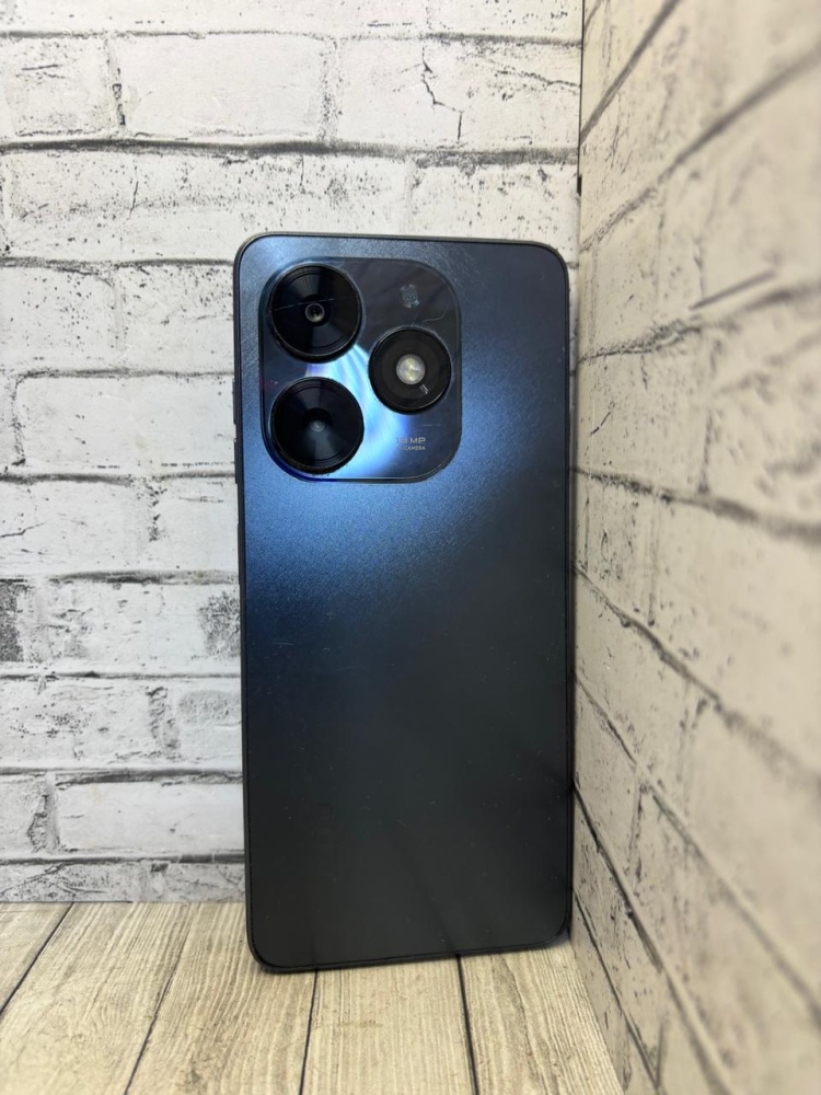 Мобильный телефон Tecno spark go 2024 4/64