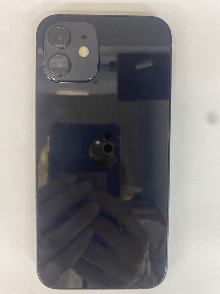 Смартфон iPhone 12 64 Gb