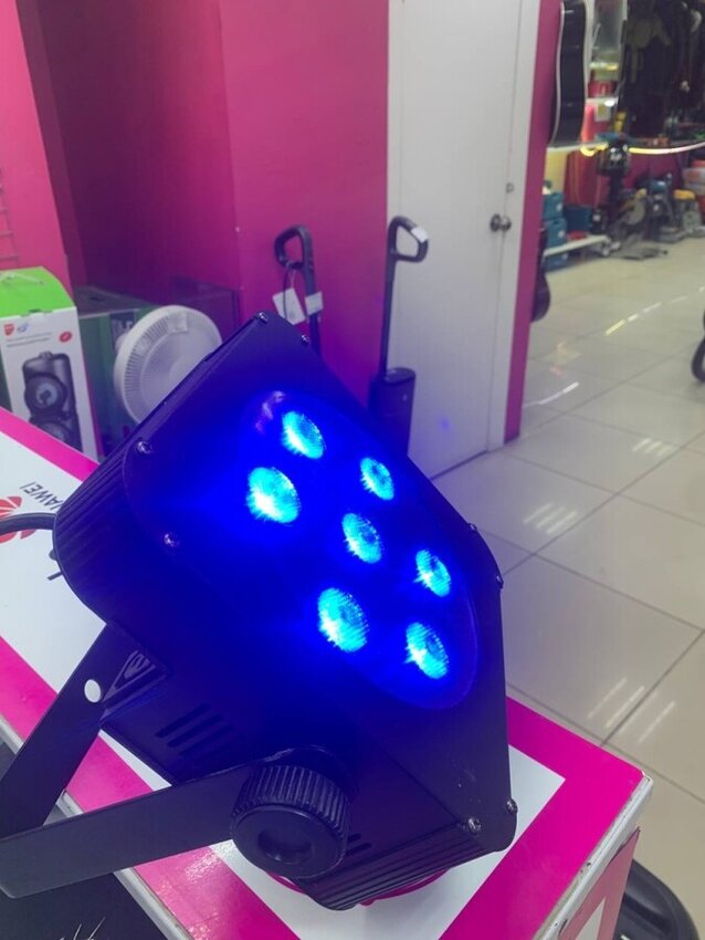 Светодиодный Параблайзер JBS PlanoSot 7TC