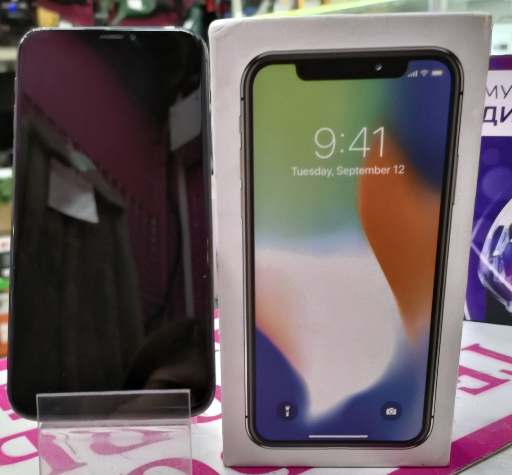 Смартфон iPhone X 256Gb