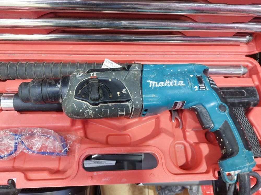 Перфоратор Makita 2470
