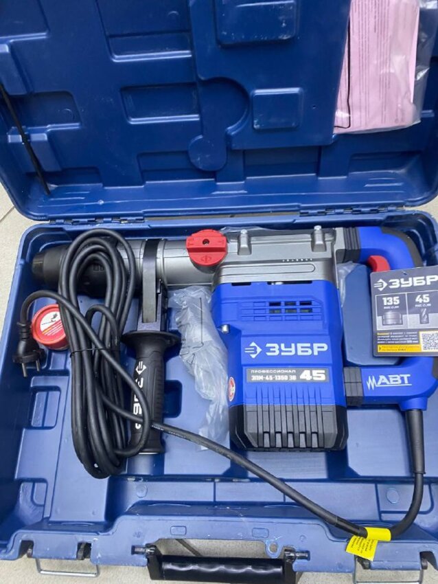 Перфоратор Зуб ЗПМ 45-1350 эв