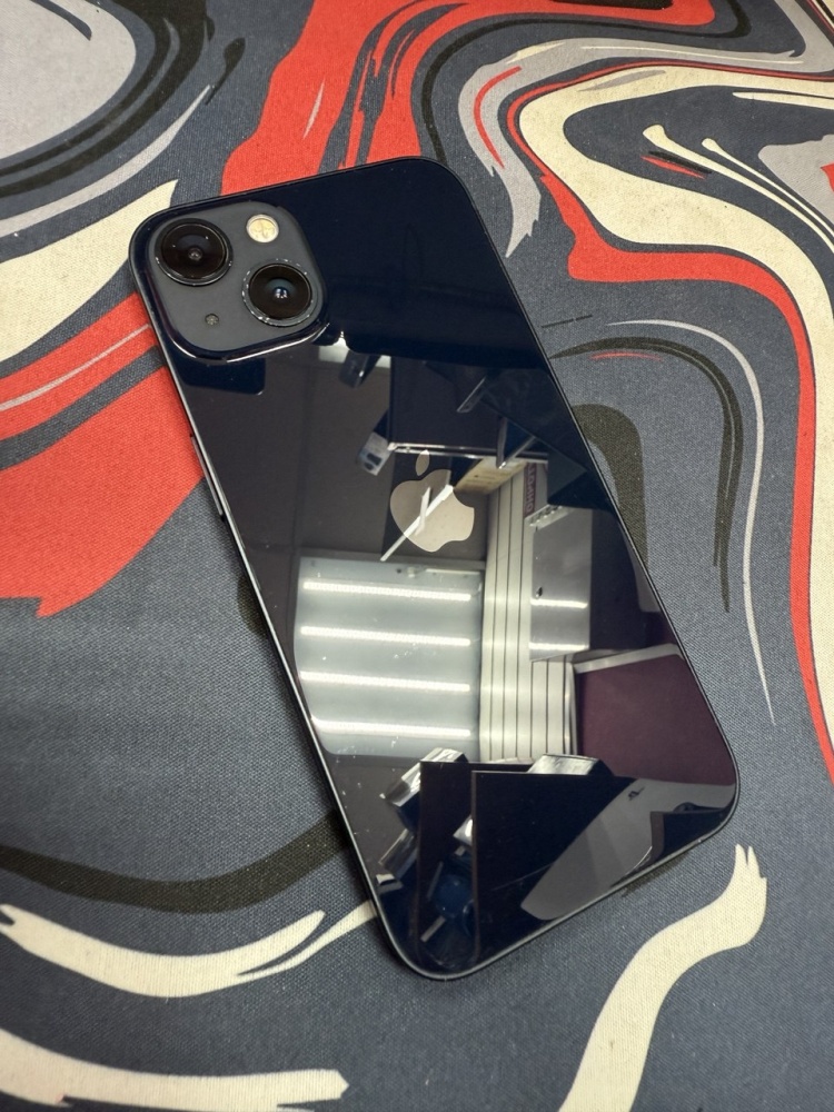 Смартфон iPhone 13 128 Gb