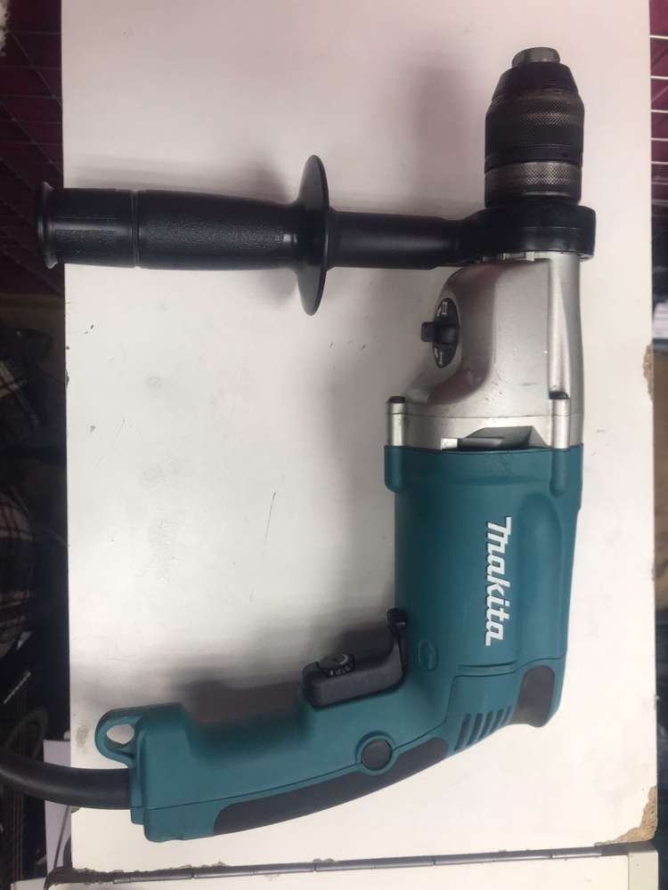 Дрель Makita DP4011