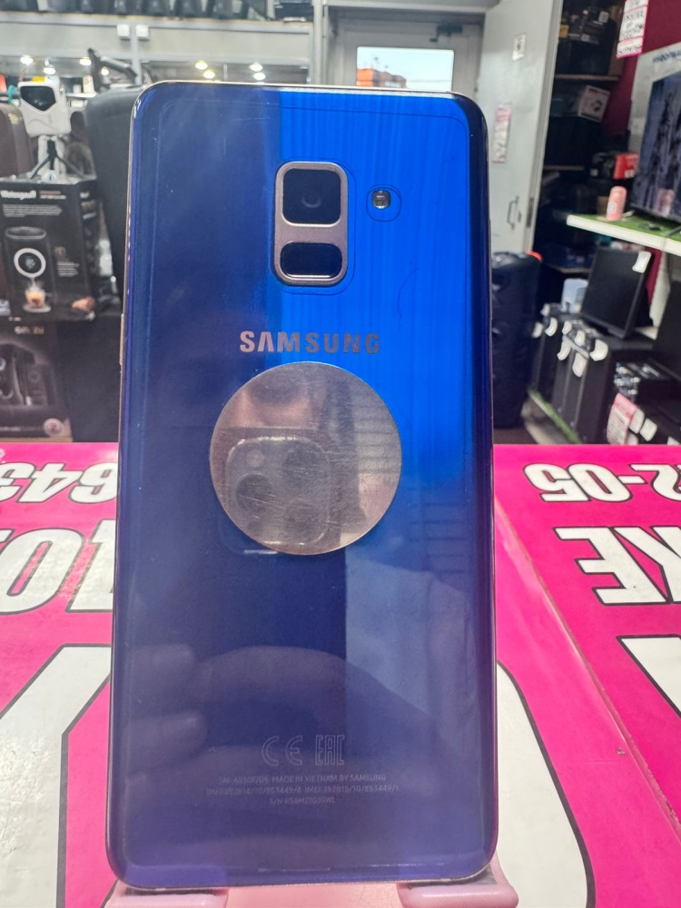 Смартфон Samsung A8 2018