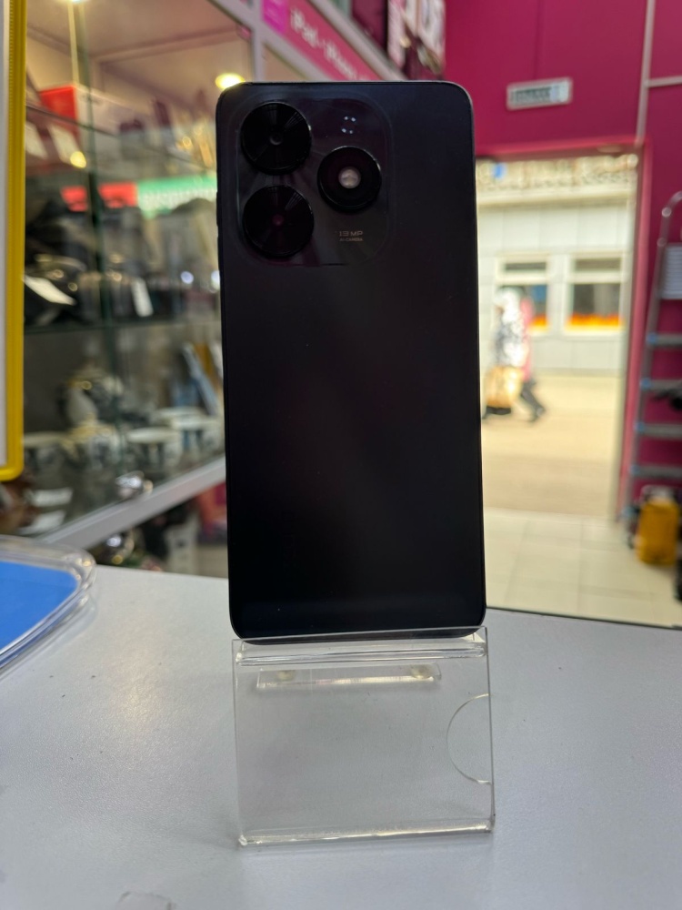 Мобильный телефон Tecno Spark GO 2024 4/64